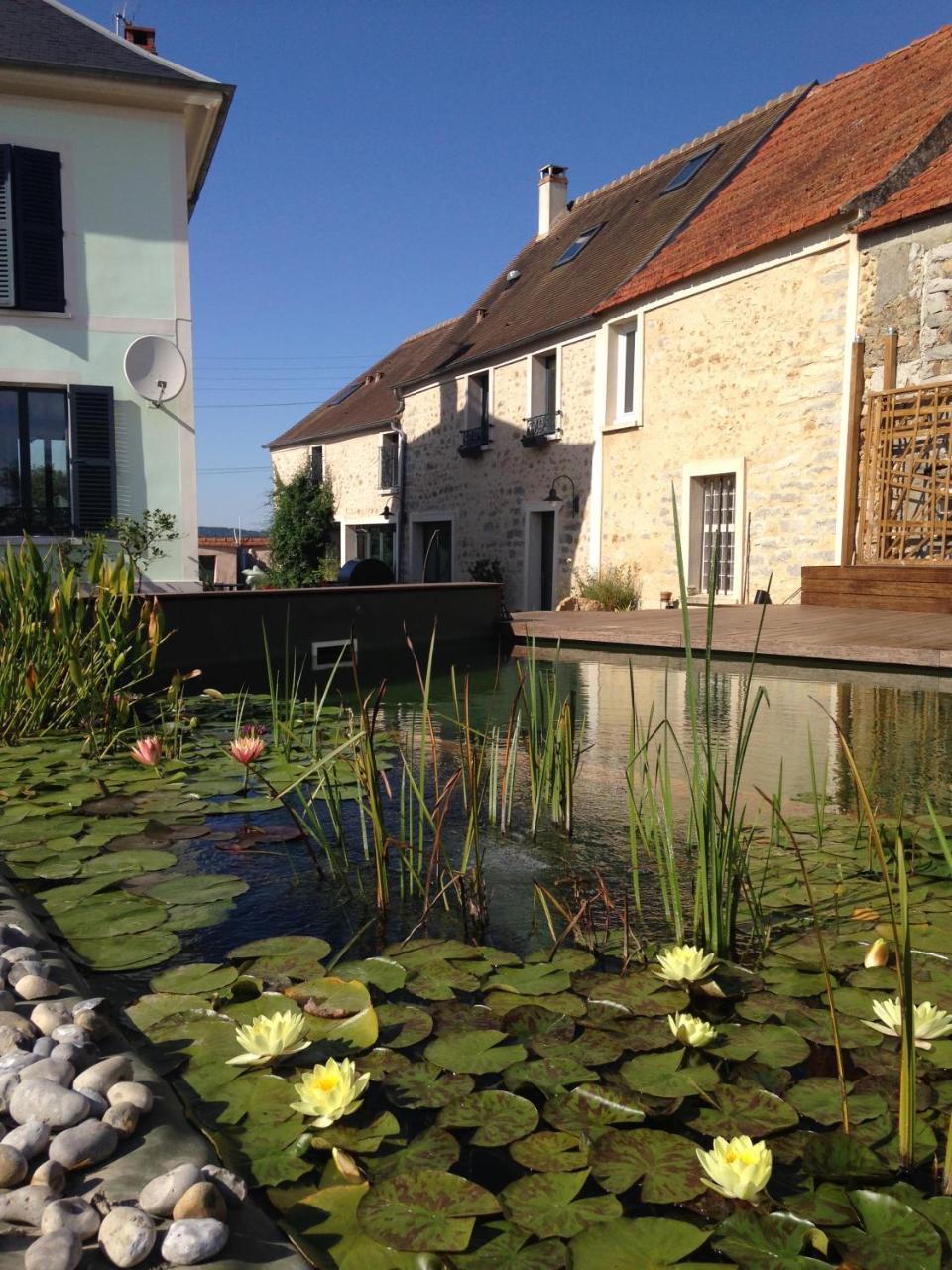 Maison D'Hotes Les Rainettes Breuillet  Bagian luar foto
